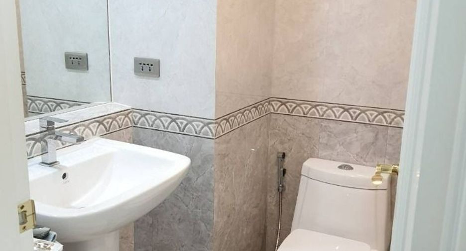 For sale 2 bedrooms condo in Chatuchak, Bangkok