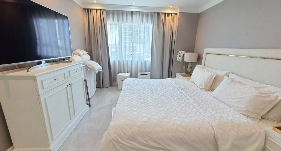 For sale 2 bedrooms condo in Chatuchak, Bangkok