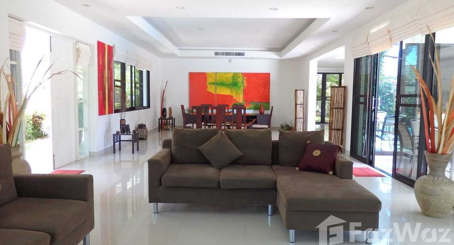 Villa zur Miete mit 4 Zimmer in Mueang Phuket, Phuket