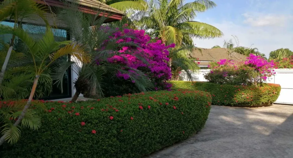 Villa zur Miete mit 4 Zimmer in Mueang Phuket, Phuket
