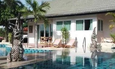 Villa zum Kauf mit 6 Zimmer in Bang Lamung, Chonburi