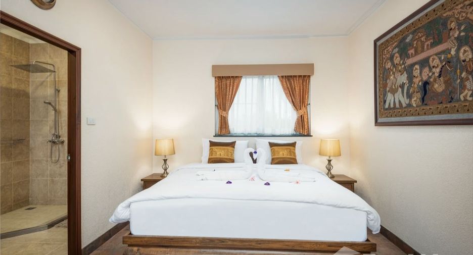 Villa zum Kauf mit 6 Zimmer in Bang Lamung, Chonburi