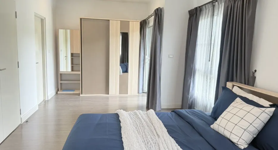 For rent 4 bedrooms house in Mueang Phuket, Phuket