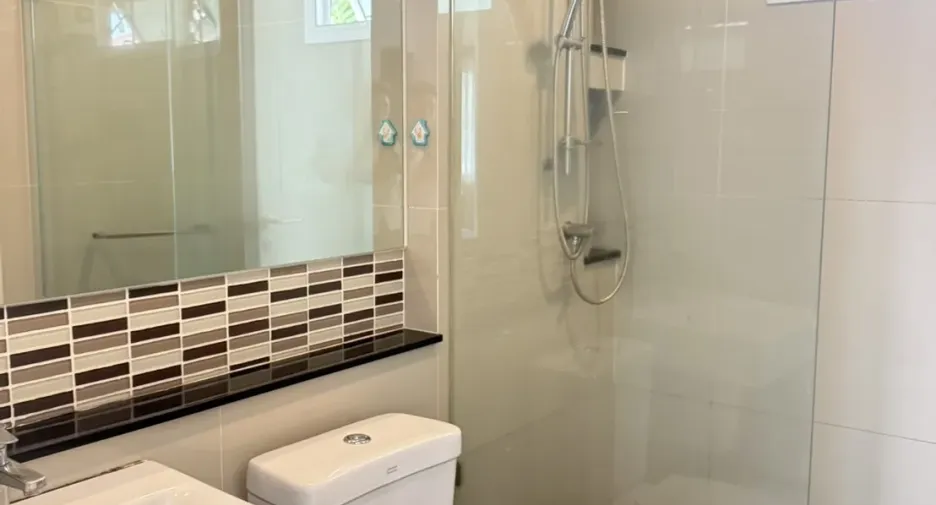 For rent 4 bedrooms house in Mueang Phuket, Phuket