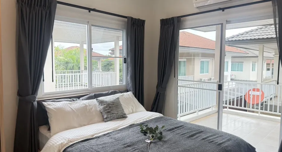For rent 4 bedrooms house in Mueang Phuket, Phuket