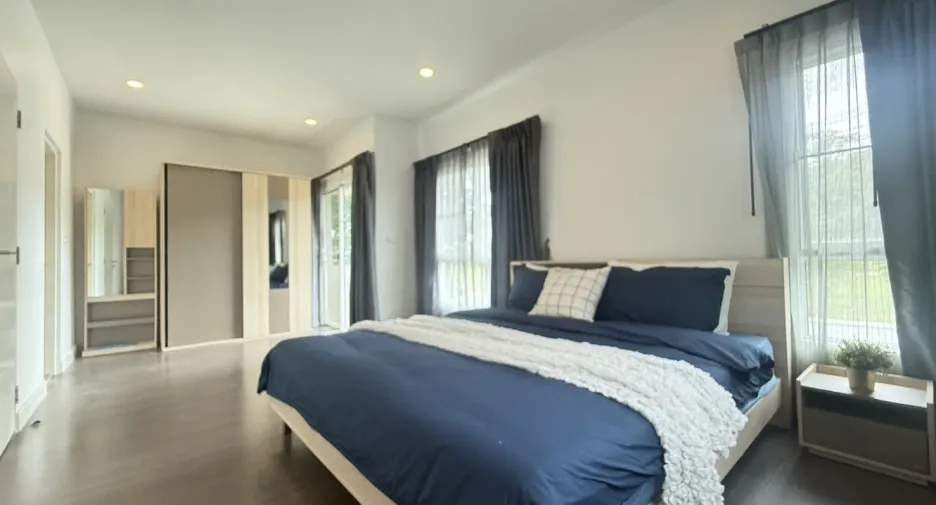 For rent 4 bedrooms house in Mueang Phuket, Phuket