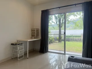 Casa en alquiler de 4 habitaciones en Mueang Phuket, Phuket