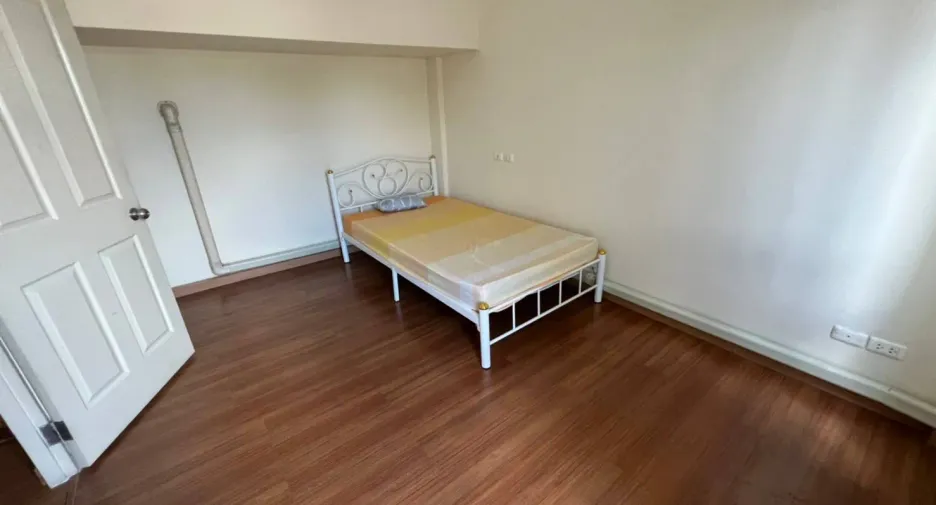 出售 和 出租 3 卧室 独立屋 在 Suan Luang, 曼谷