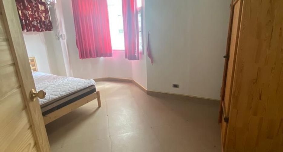 For sale 2 bedrooms condo in Bang Kapi, Bangkok