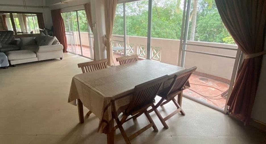 For sale 2 bedrooms condo in Bang Kapi, Bangkok