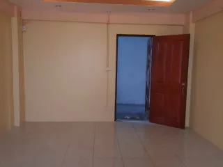 出售 公寓 公寓 在 Mueang Pathum Thani, Pathum Thani