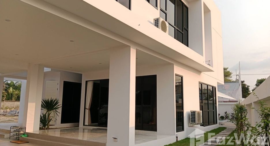 Casa en venta de 3 habitaciones en Bang Lamung, Chonburi