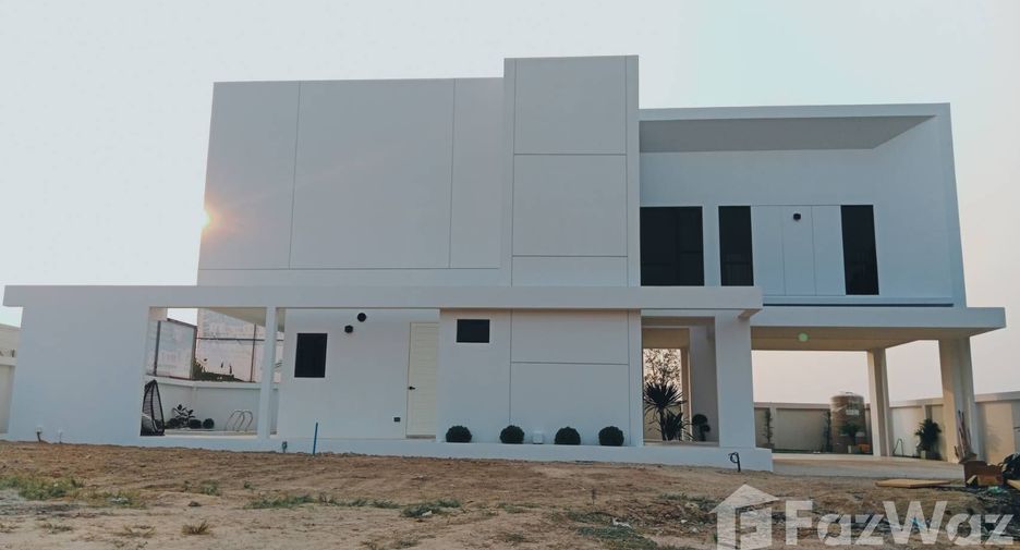 Casa en venta de 3 habitaciones en Bang Lamung, Chonburi