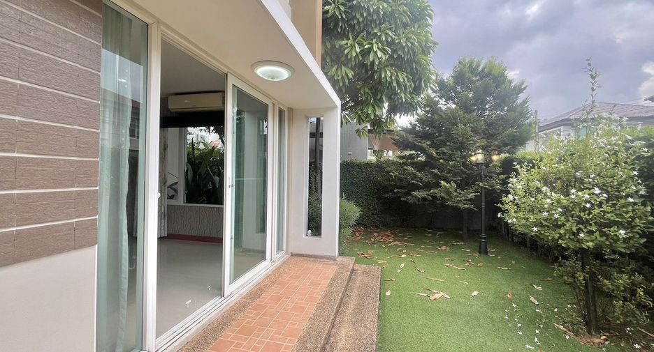 For sale 3 bedrooms house in Pak Kret, Nonthaburi