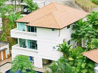For sale 4 bedrooms villa in Mueang Phuket, Phuket