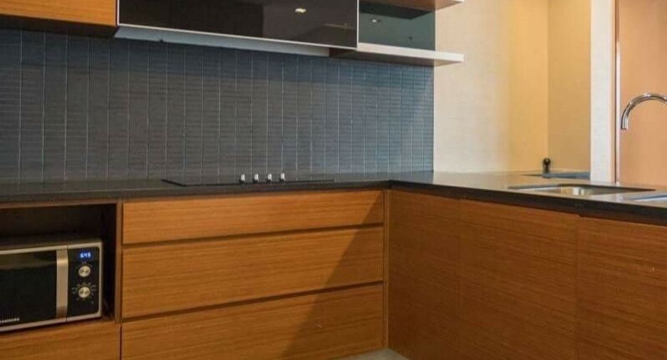 Condo en venta de 3 habitaciones en Khlong Toei, Bangkok