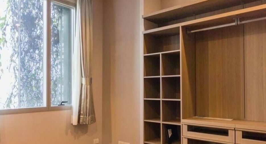 Condo en venta de 3 habitaciones en Khlong Toei, Bangkok