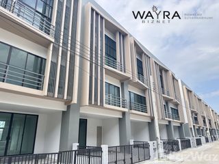 For sale 3 bedrooms townhouse in Lat Krabang, Bangkok