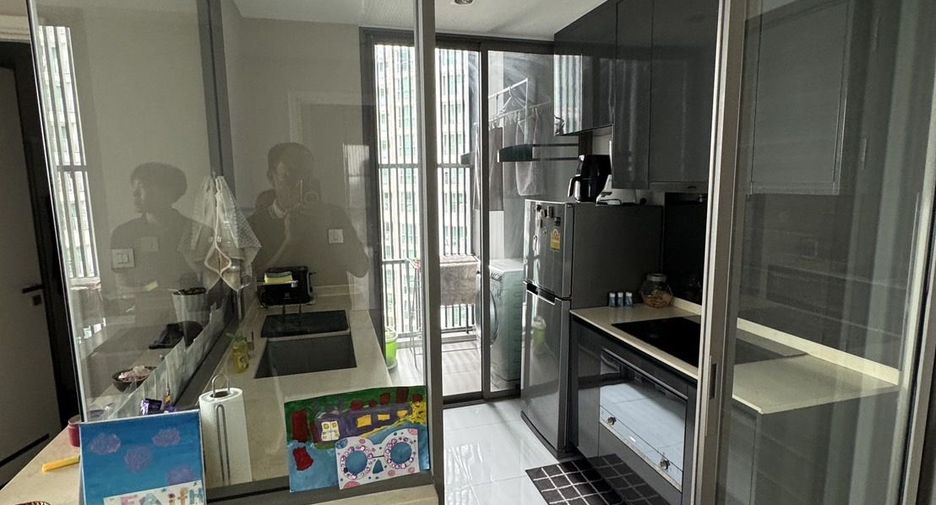 For sale 2 bedrooms condo in Khlong Toei, Bangkok