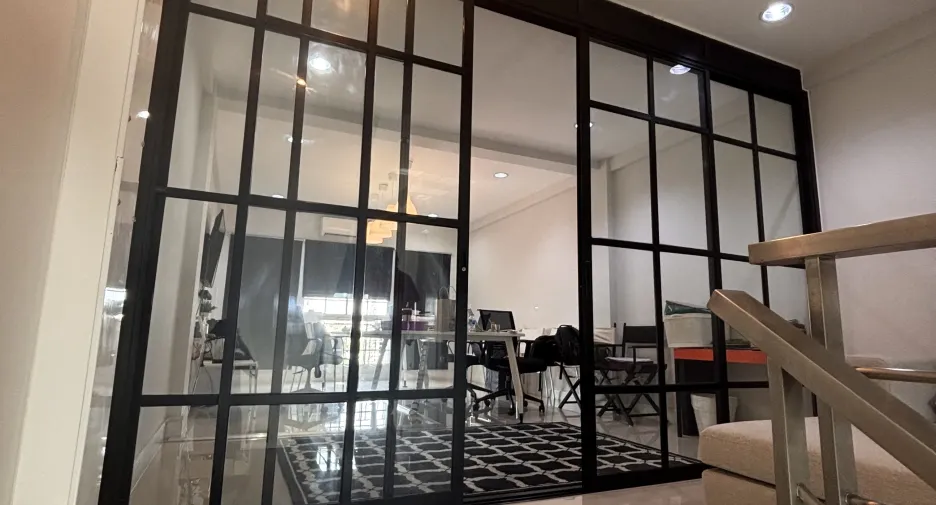 For sale and for rent 3 bedrooms townhouse in Bang Na, Bangkok