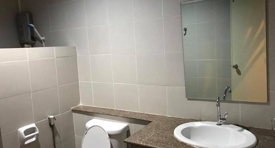 Продажа 2 спальни дом в Si Maha Phot, Прачинбури