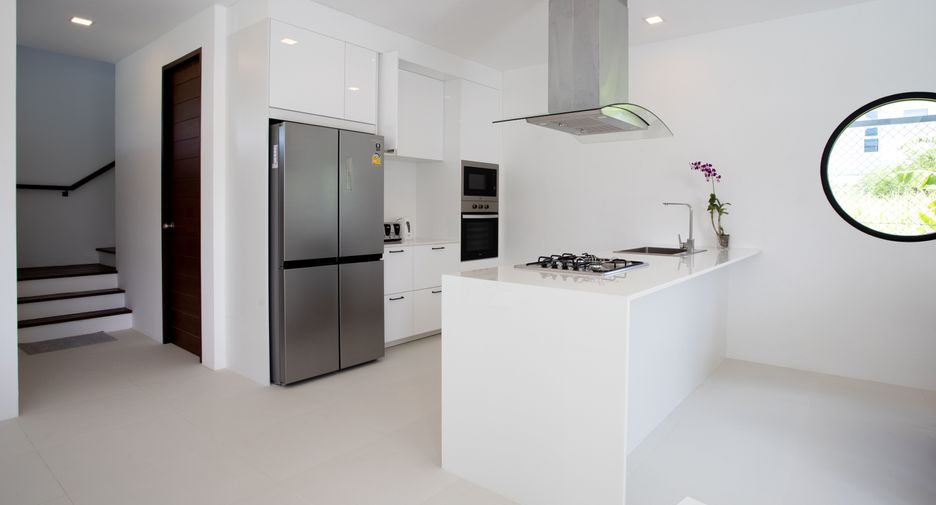 For rent 3 bedrooms villa in Thalang, Phuket