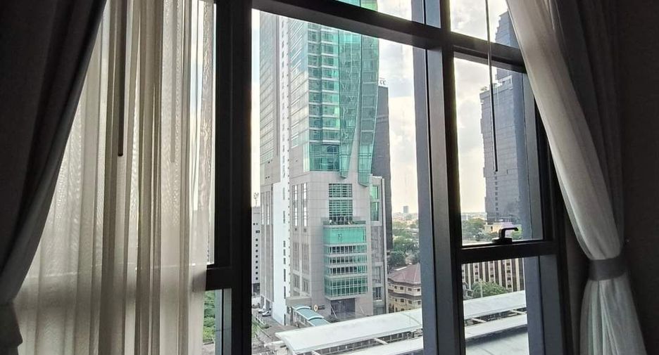 For sale 2 ベッドルーム condo in Sathon, Bangkok