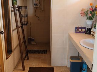 À vendre 5 chambres maison à Hang Chat, Lampang