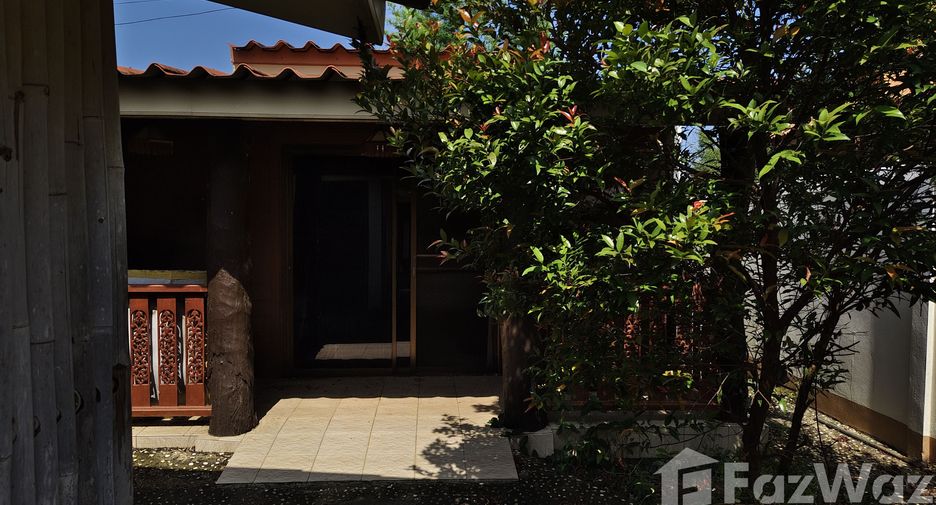For sale 5 bedrooms house in Hang Chat, Lampang
