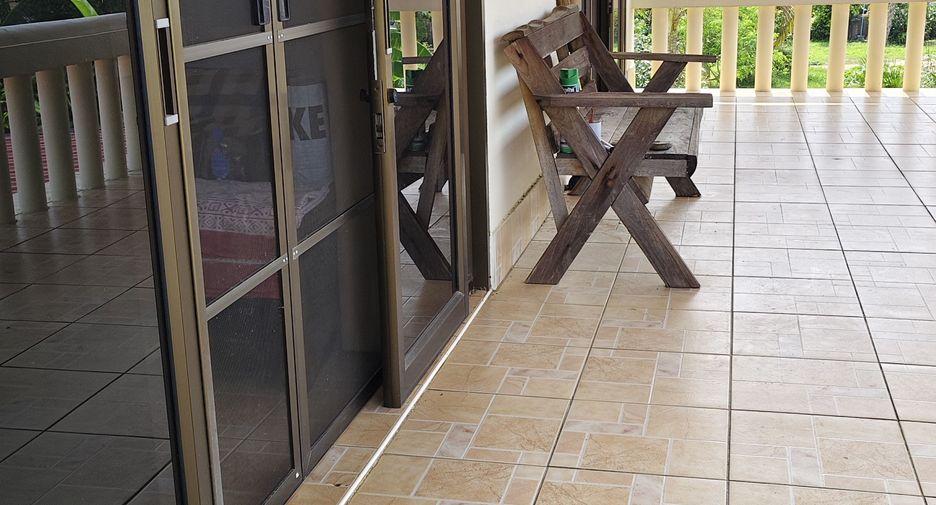 For sale 5 bedrooms house in Hang Chat, Lampang