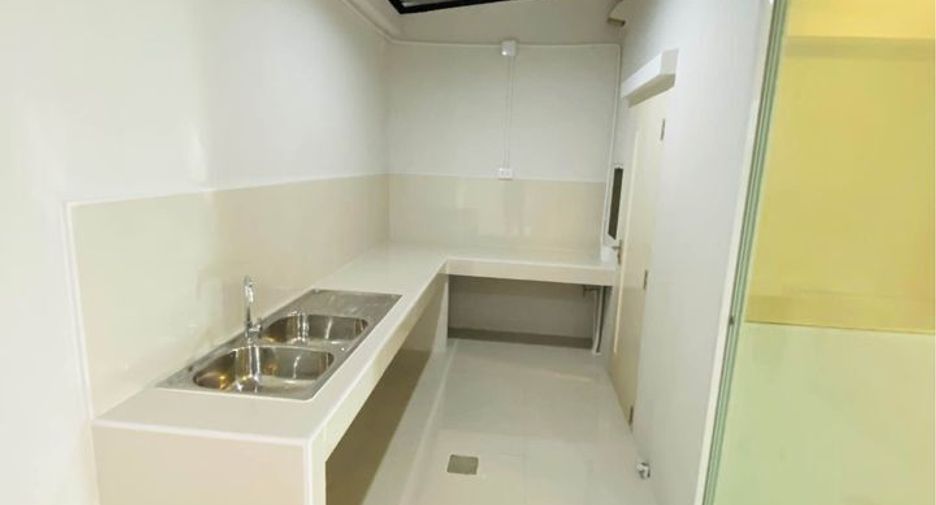 出售 3 卧室 独立屋 在 Lat Krabang, 曼谷