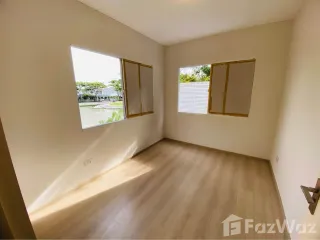 出售 3 卧室 独立屋 在 Lat Krabang, 曼谷