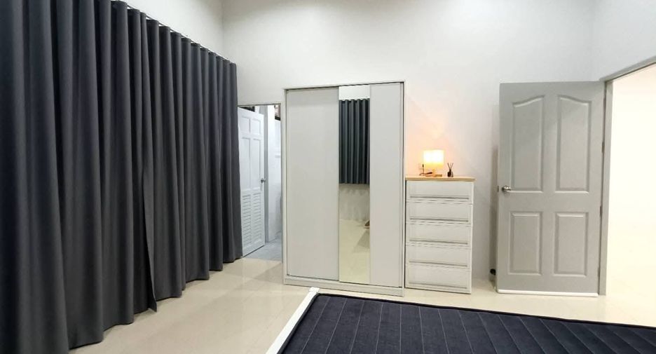 For rent 3 bedrooms house in Mueang Phuket, Phuket
