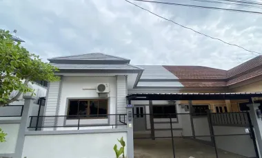 À louer 3 chambres maison à Mueang Phuket, Phuket