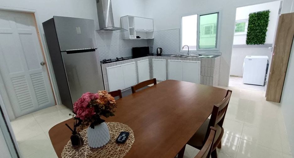 Haus zur Miete mit 3 Zimmer in Mueang Phuket, Phuket