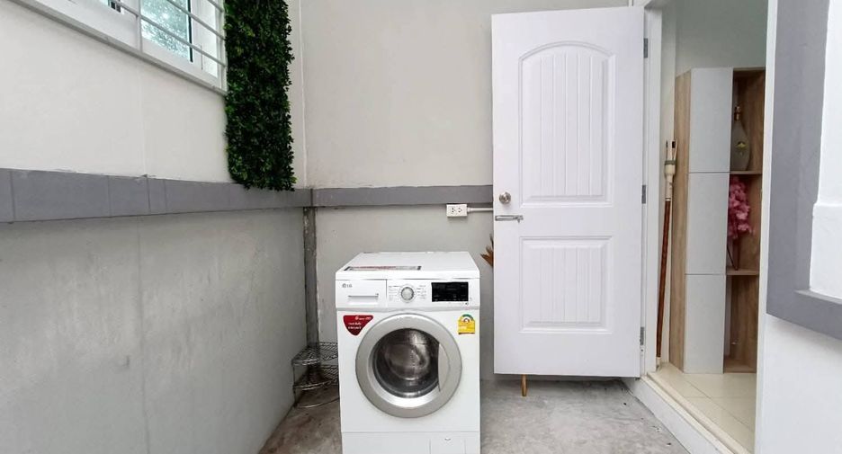 Haus zur Miete mit 3 Zimmer in Mueang Phuket, Phuket