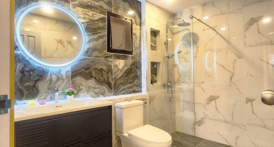 For sale 5 ベッドルーム house in Bang Lamung, Chonburi