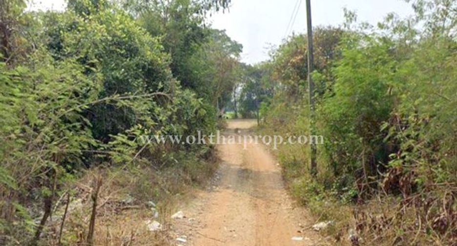 À vendre terrain à Mueang Lampang, Lampang