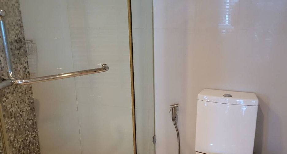 For sale studio condo in Pathum Wan, Bangkok