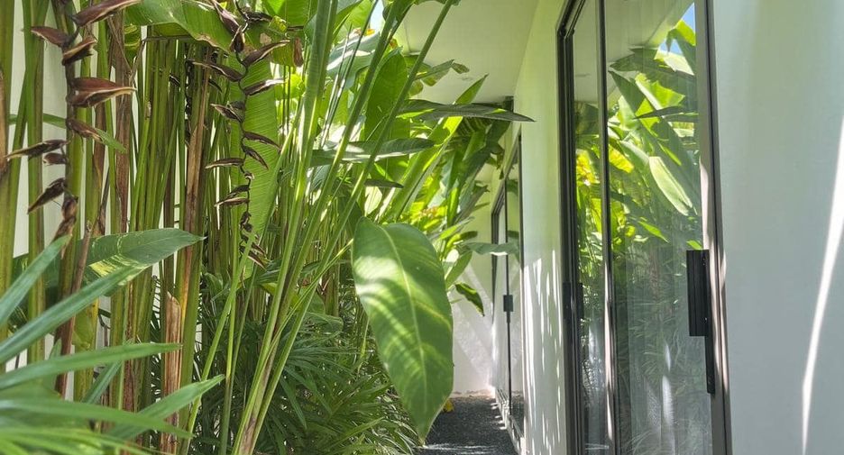 For rent 4 bedrooms villa in Thalang, Phuket
