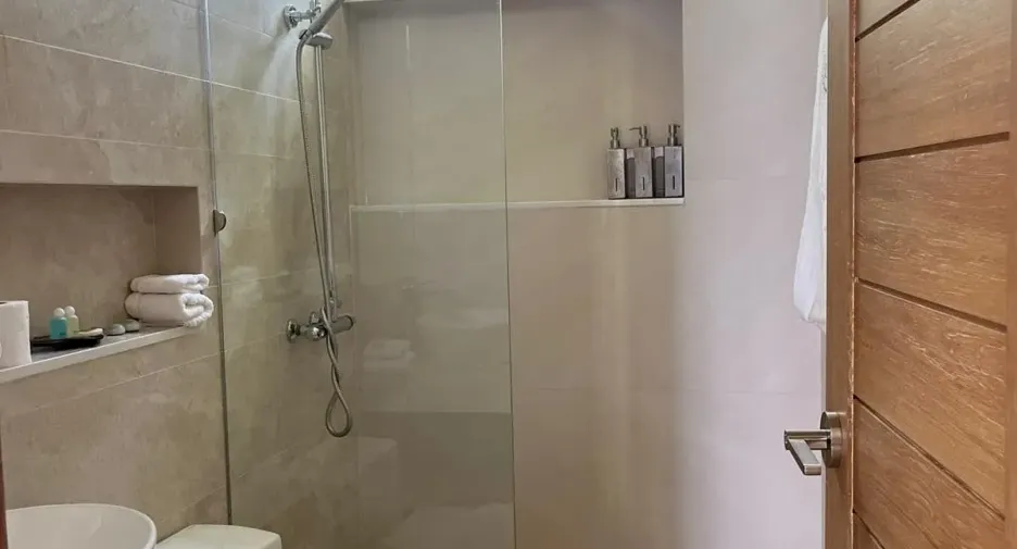 For rent 4 bedrooms villa in Thalang, Phuket
