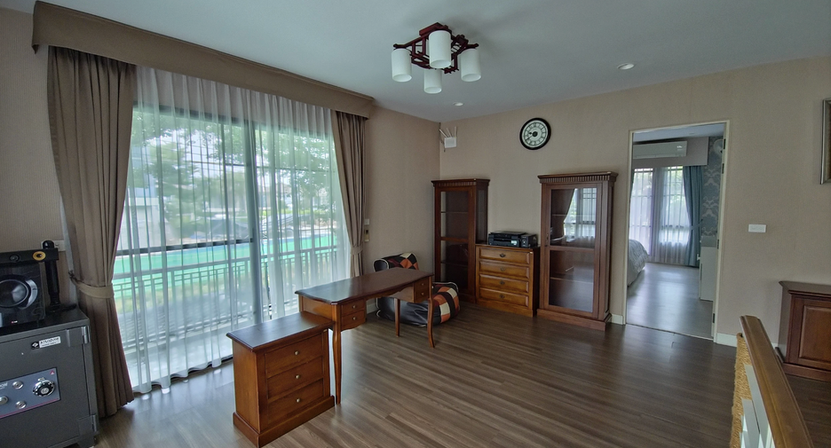 For sale 3 bedrooms villa in Mueang Phuket, Phuket
