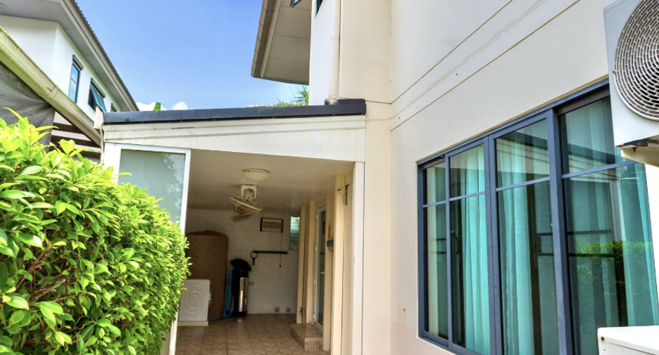 For sale 3 bedrooms villa in Mueang Phuket, Phuket