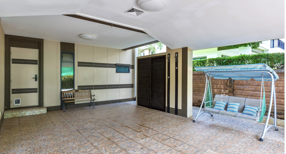For sale 3 bedrooms villa in Mueang Phuket, Phuket