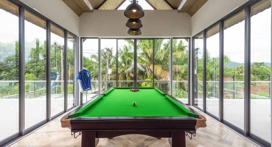 For rent 4 bedrooms villa in Thalang, Phuket