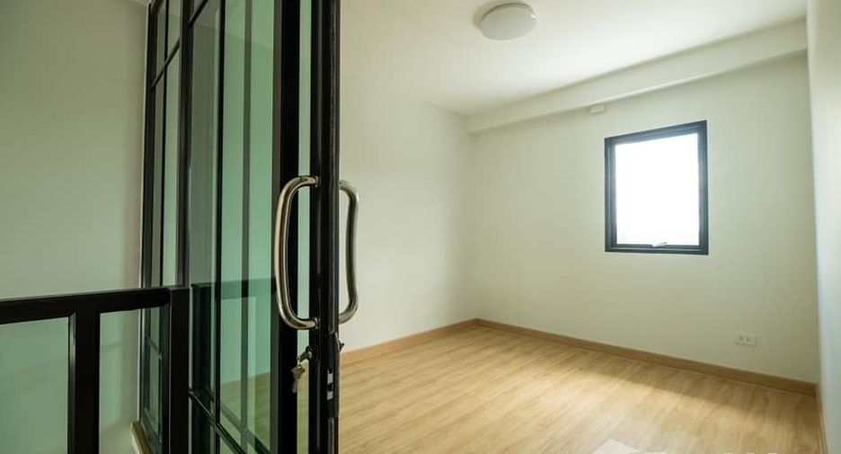 À vendre 4 chambres maison à Nikhom Phatthana, Rayong