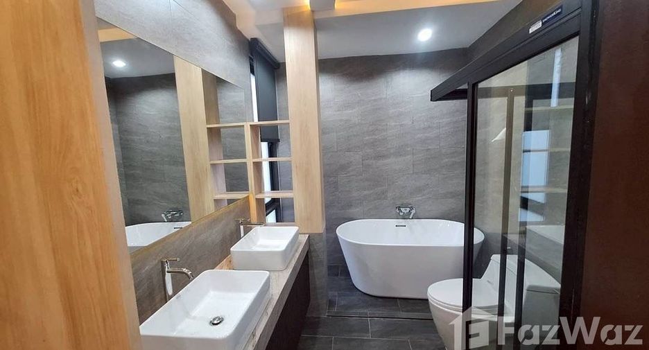Casa en venta de 3 habitaciones en Bang Lamung, Chonburi
