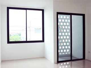Reihenhaus zum Kauf mit 4 Zimmer in Mueang Samut Prakan, Samut Prakan