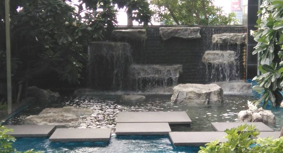 Condo en alquiler y en venta de 1 habitaciones en Watthana, Bangkok