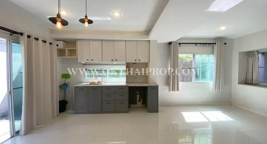 For sale 2 bedrooms townhouse in Bang Yai, Nonthaburi
